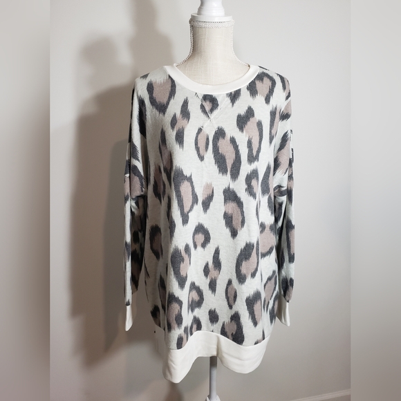 Honeyme Tops - NWOT Honeyme brand top size S